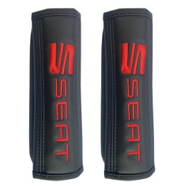 Μαξιλαράκια ζώνης SEAT 22 X 7,5 cm από PVC δερματίνη σε μαύρο χρώμα με κόκκινο, ραμμένο logo και αυτοκόλλητες ταινίες τύπου velcro Race Axion - 2 τεμάχια