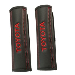 Μαξιλαράκια ζώνης TOYOTA 22 X 7,5 cm από PVC δερματίνη σε μαύρο χρώμα με κόκκινο, ραμμένο logo και αυτοκόλλητες ταινίες τύπου velcro Race Axion - 2 τεμάχια